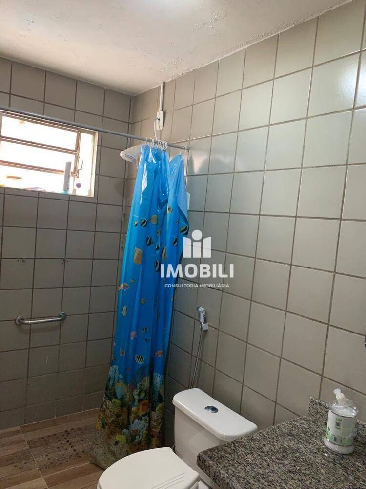 Casa à venda com 4 quartos, 221m² - Foto 6