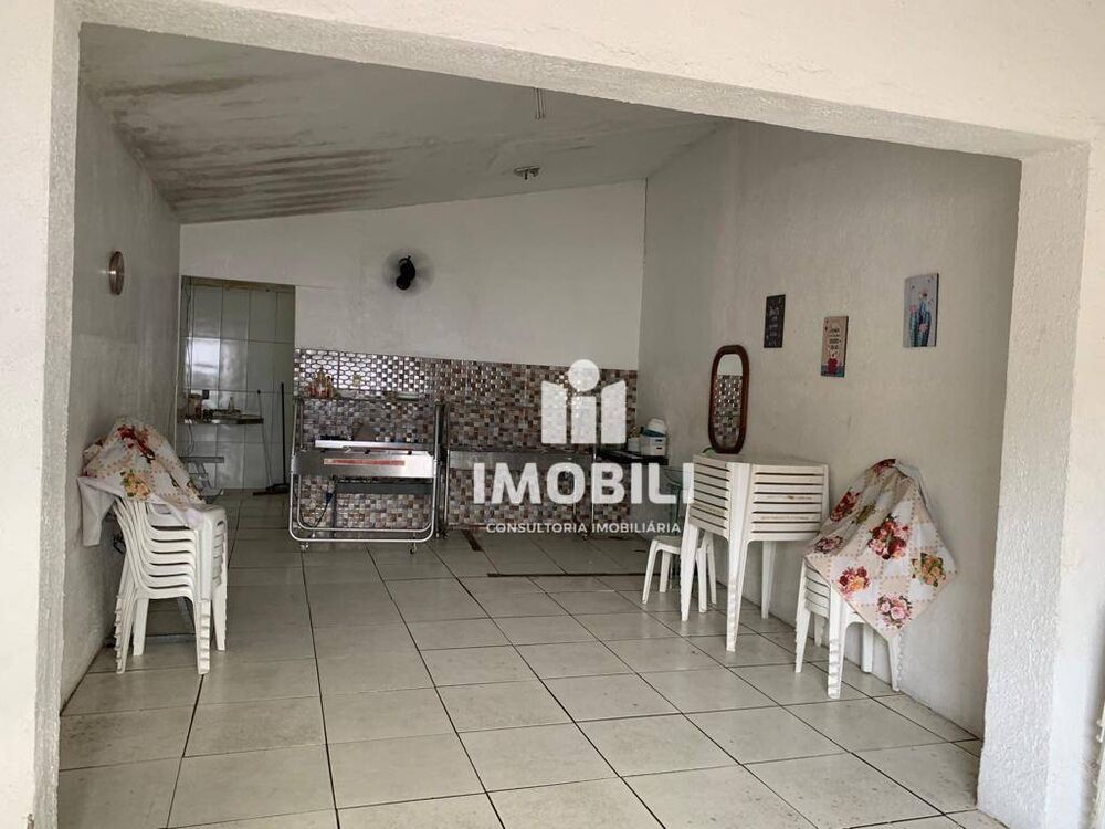 Casa à venda com 4 quartos, 221m² - Foto 8