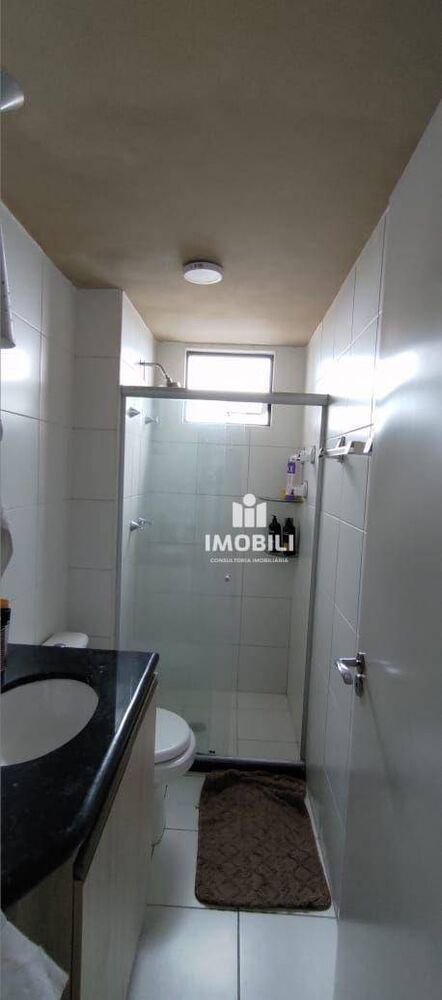 Apartamento à venda com 3 quartos, 97m² - Foto 2