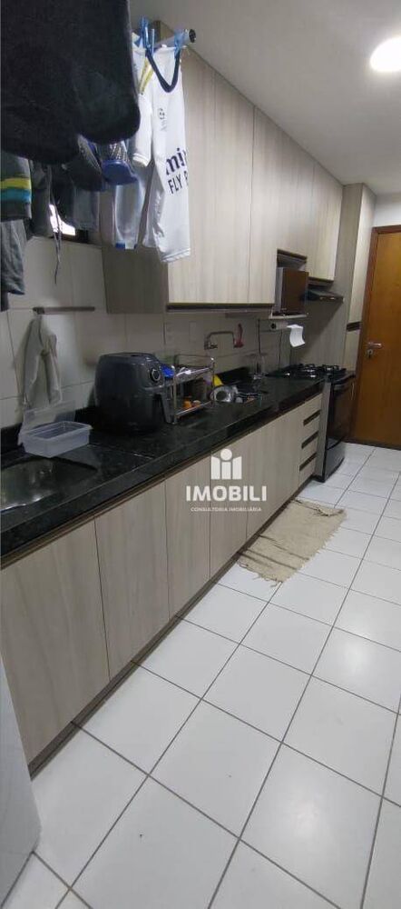 Apartamento à venda com 3 quartos, 97m² - Foto 3