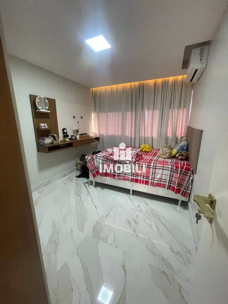 Apartamento à venda com 4 quartos, 185m² - Foto 7