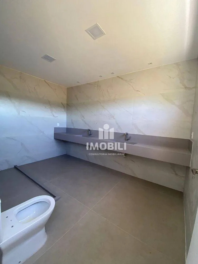 Casa, 4 quartos, 342 m² - Foto 1