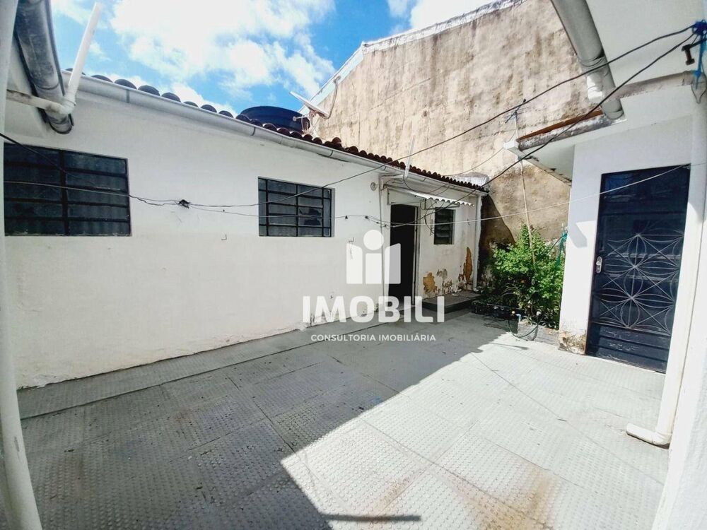 Casa à venda com 3 quartos, 100m² - Foto 12