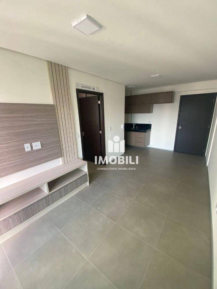 Apartamento à venda com 1 quarto, 40m² - Foto 2