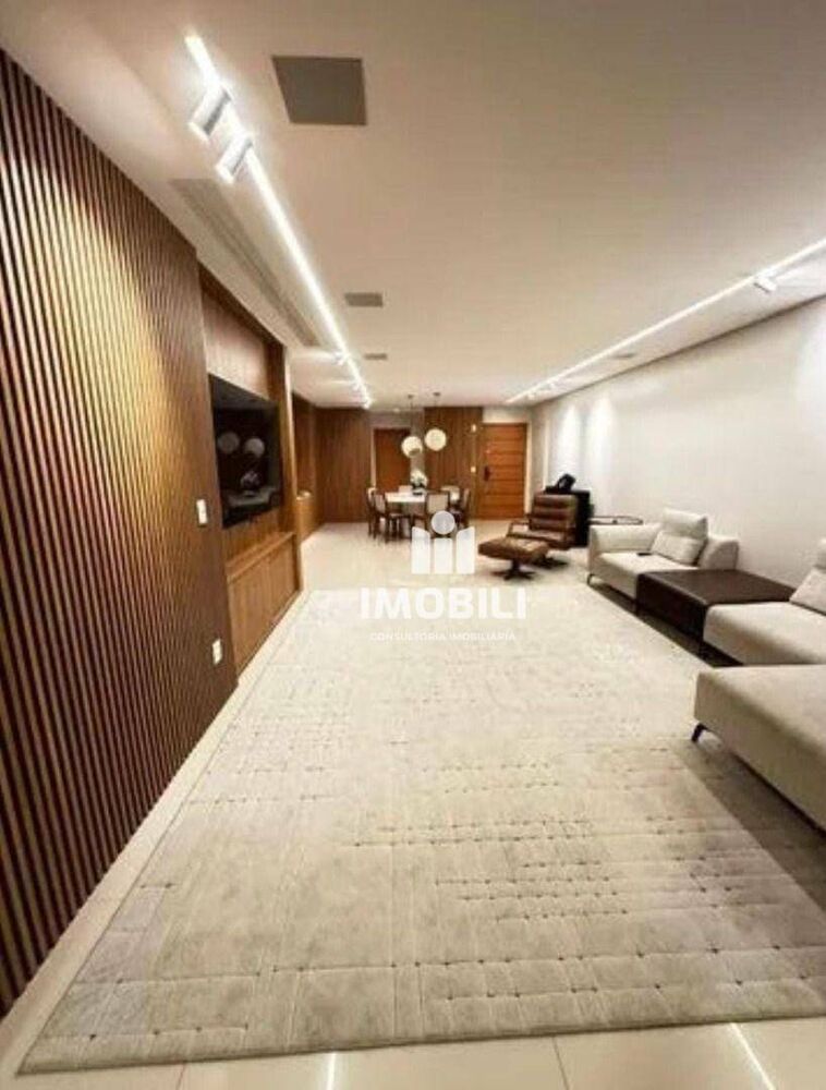 Apartamento à venda com 4 quartos, 260m² - Foto 1