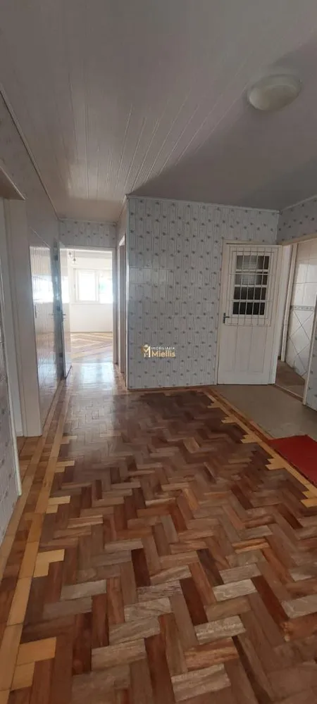 Casa, 3 quartos, 211 m² - Foto 1