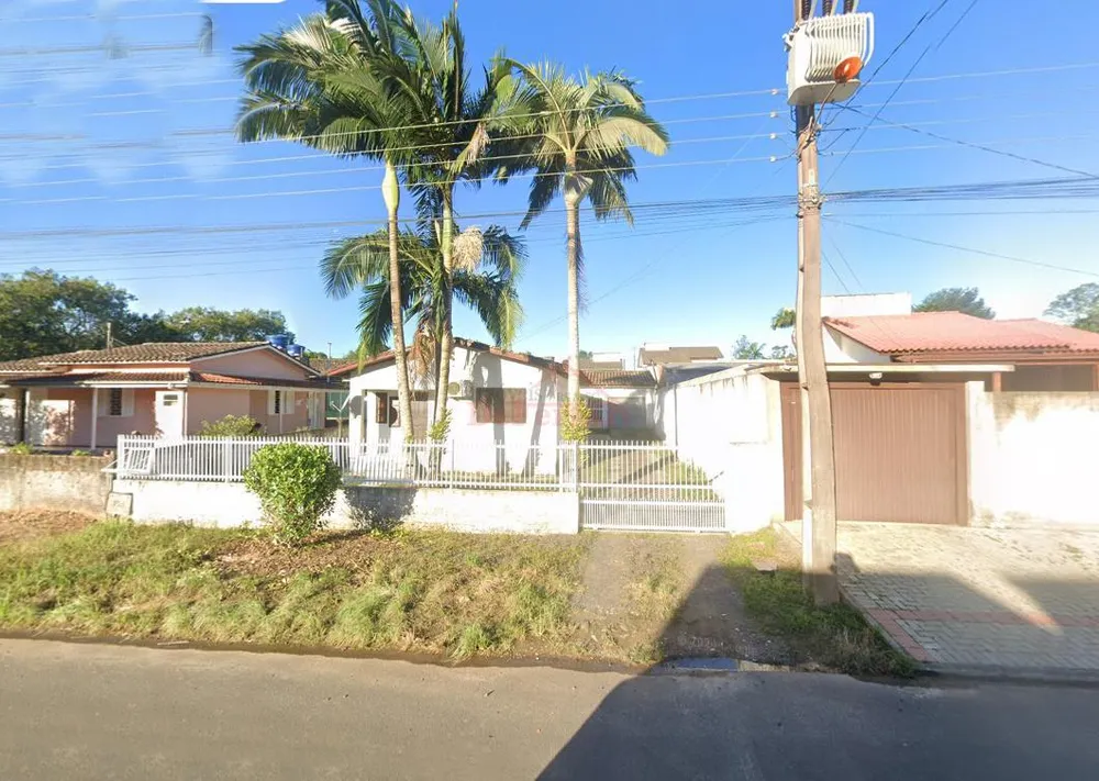 Casa, 3 quartos, 378 m² - Foto 1
