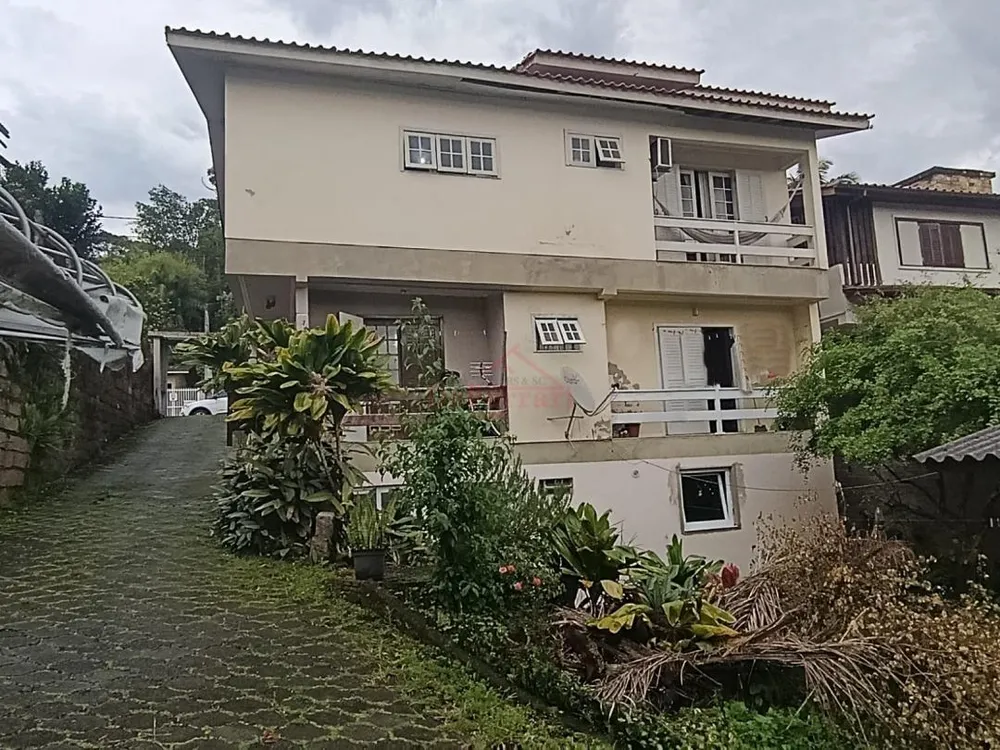 Casa, 8 quartos, 271 m² - Foto 3