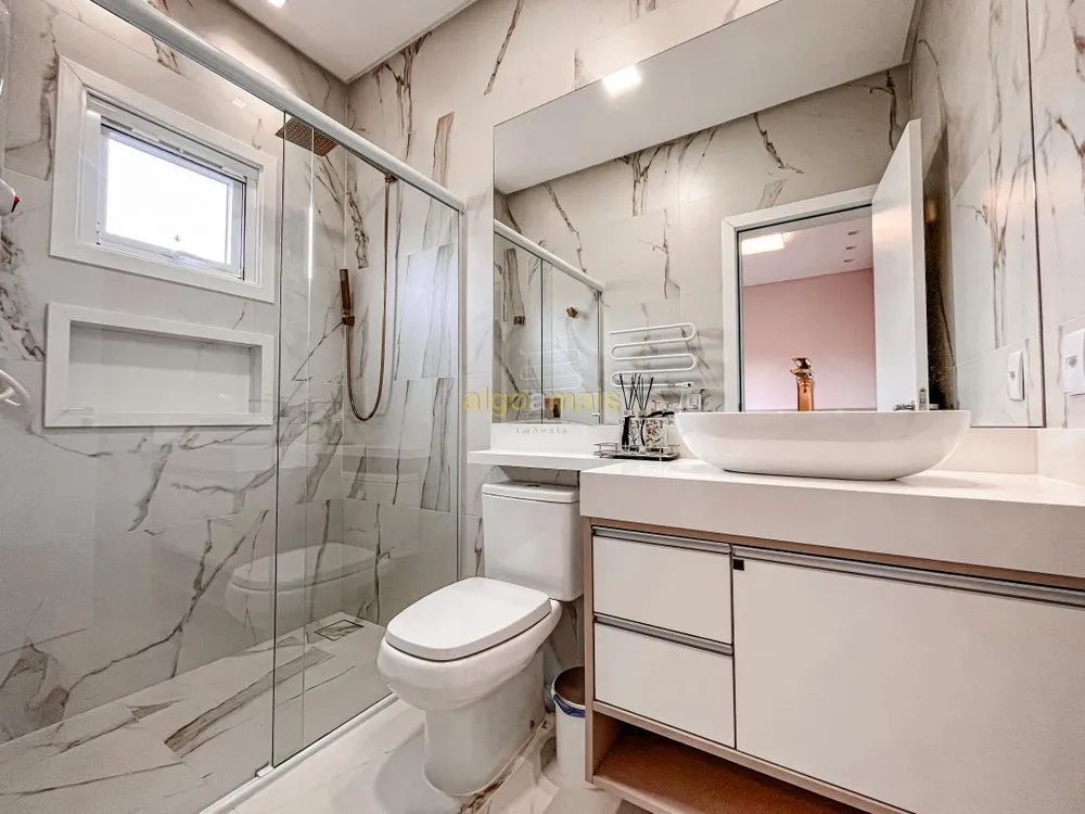 Casa, 3 quartos, 297 m² - Foto 3