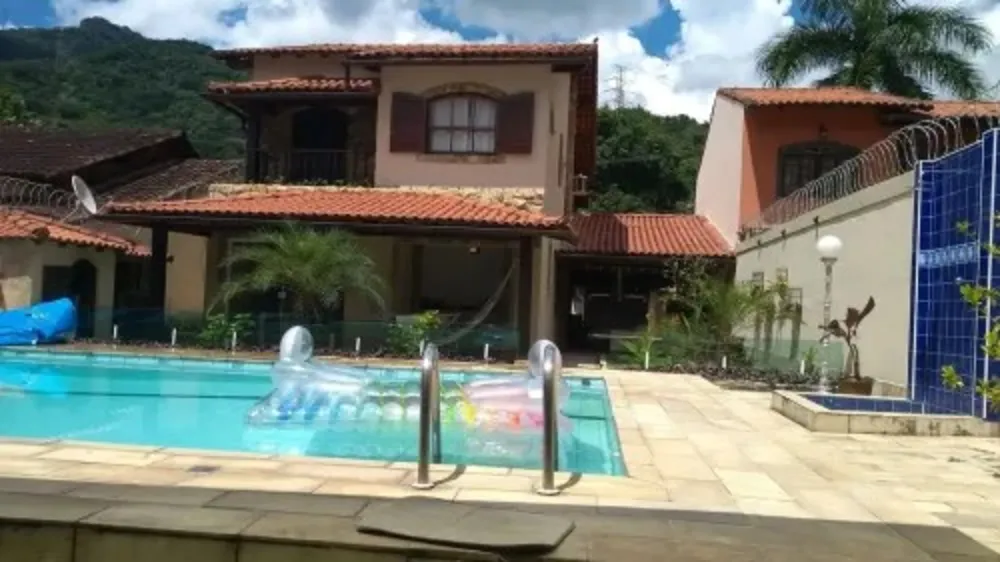 Casa, 4 quartos, 460 m² - Foto 1