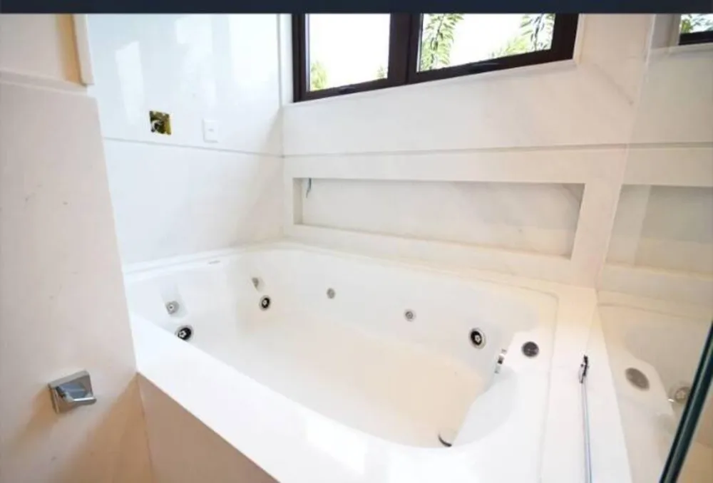 Casa, 5 quartos, 1600 m² - Foto 1
