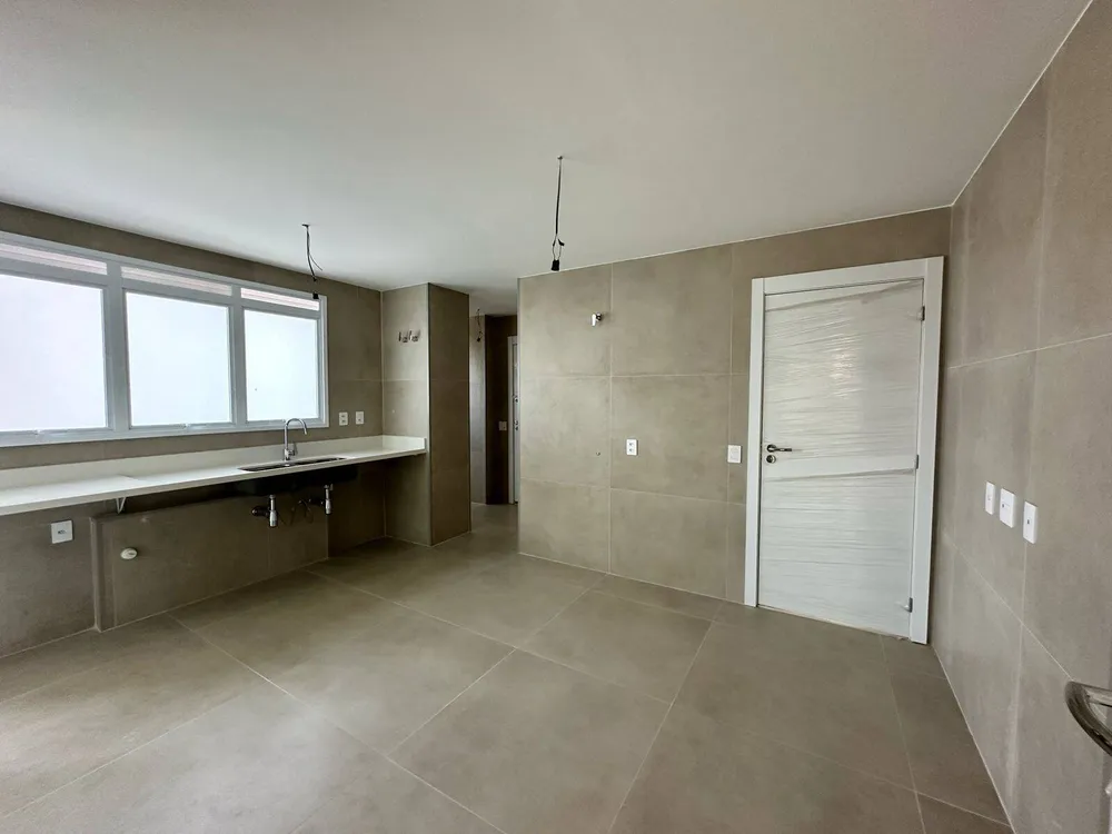 Apartamento, 3 quartos, 266 m² - Foto 12