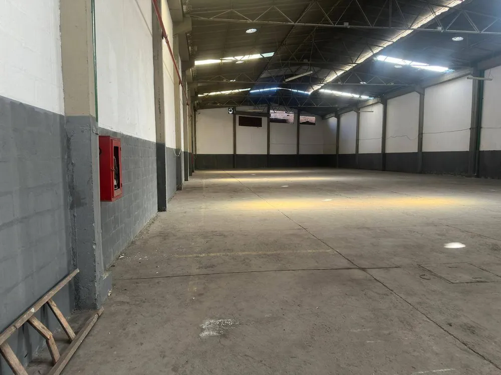 Sala-Conjunto, 1440 m² - Foto 1
