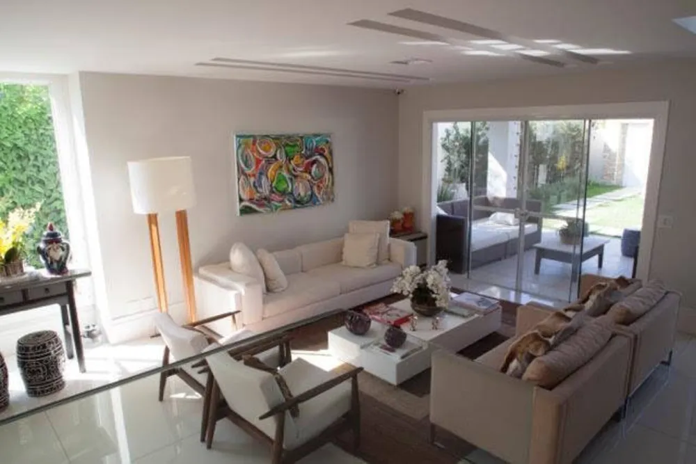 Casa, 4 quartos, 600 m² - Foto 1