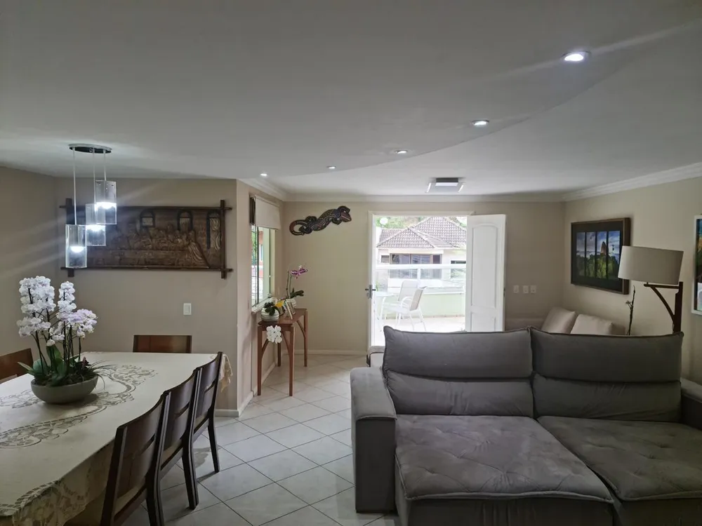 Casa, 4 quartos, 255 m² - Foto 4