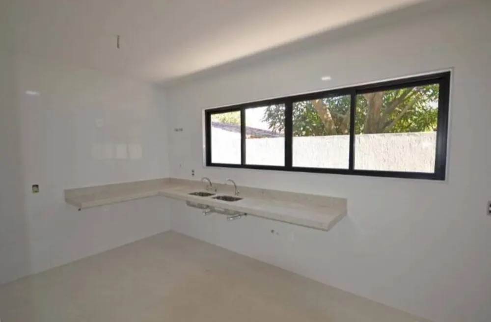Casa, 4 quartos, 360 m² - Foto 2