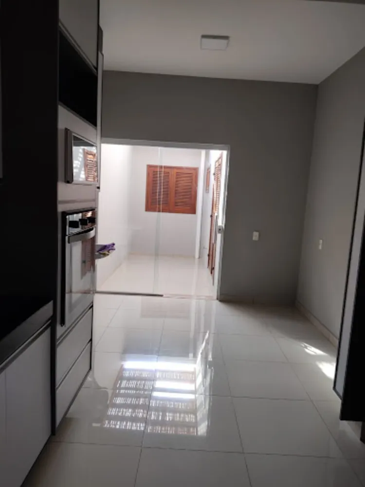 Casa, 3 quartos, 222 m² - Foto 4
