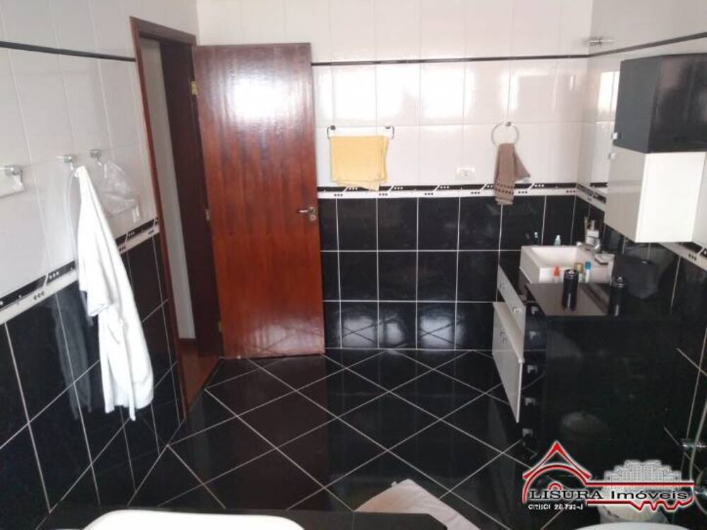 Casa de Condomínio à venda com 4 quartos, 300m² - Foto 12