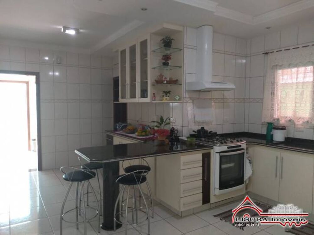 Casa de Condomínio à venda com 4 quartos, 300m² - Foto 25