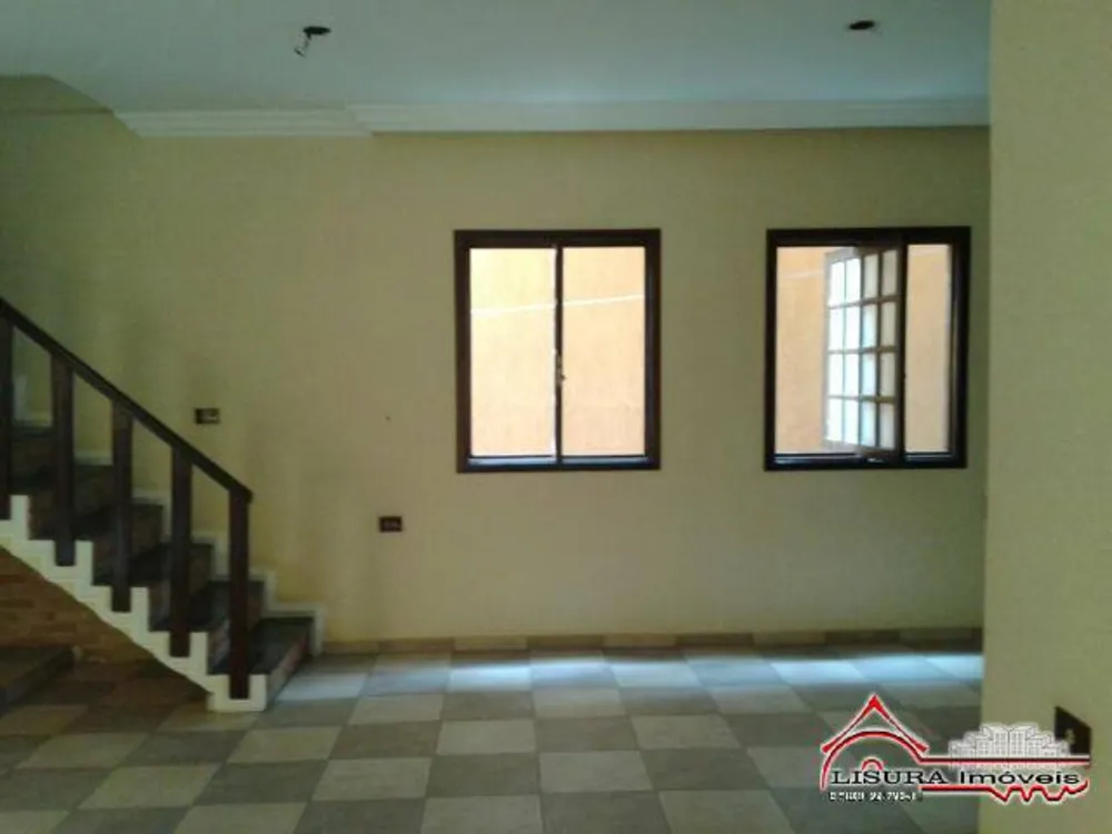 Casa, 3 quartos, 242 m² - Foto 2