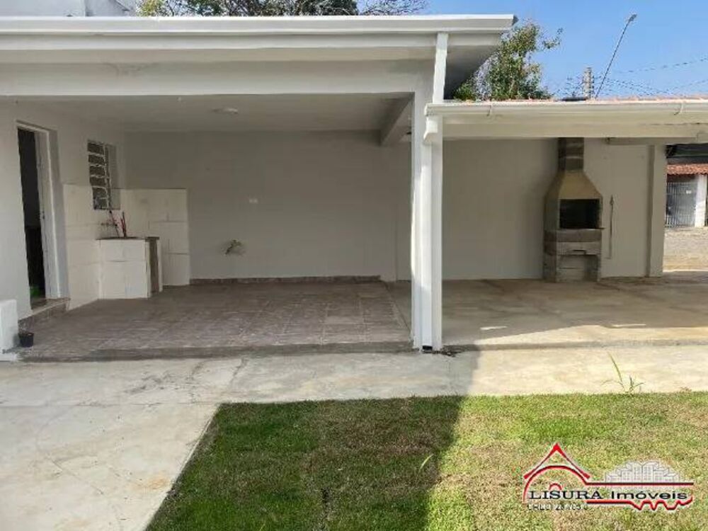 Casa para alugar com 3 quartos, 300m² - Foto 2