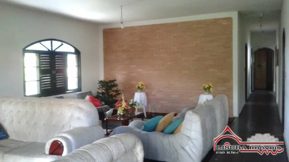 Casa, 3 quartos, 216 m² - Foto 2