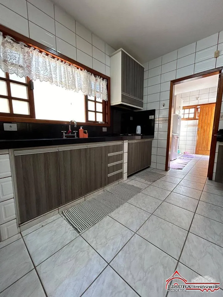 Casa, 4 quartos, 220 m² - Foto 4