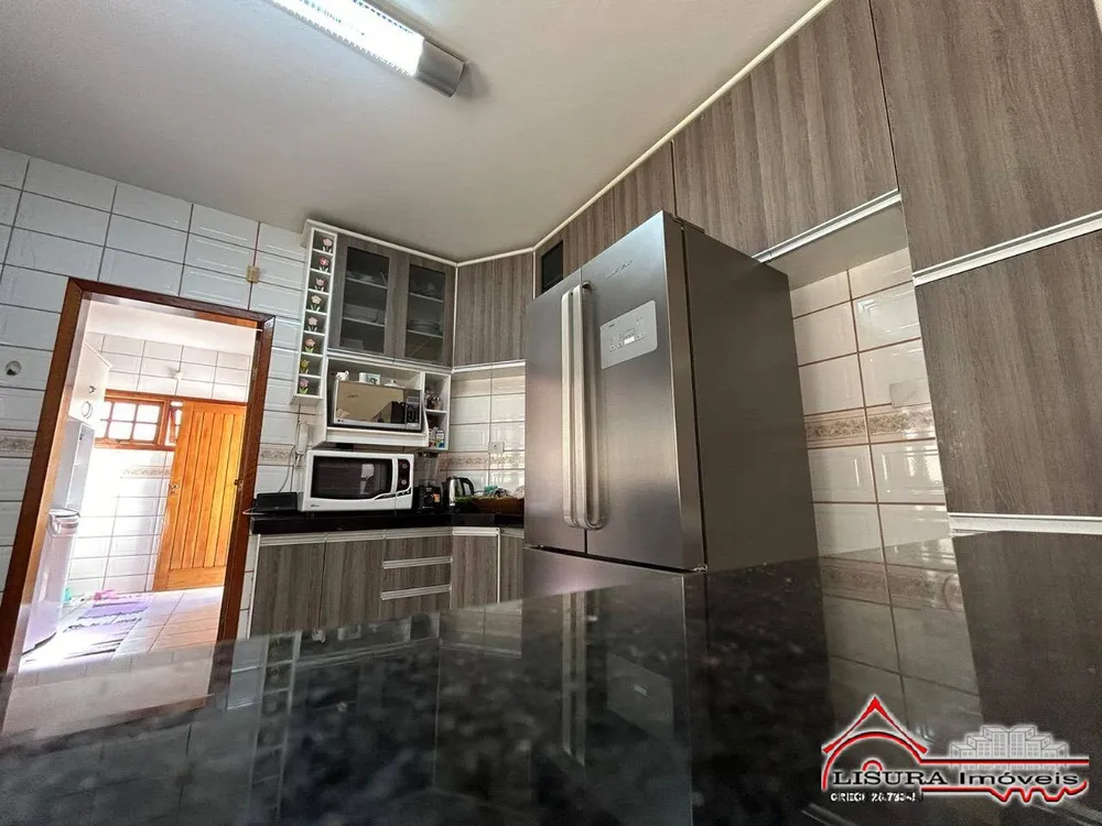 Casa, 4 quartos, 220 m² - Foto 4