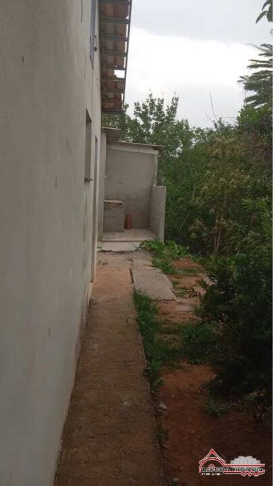 Casa à venda com 2 quartos, 60m² - Foto 4