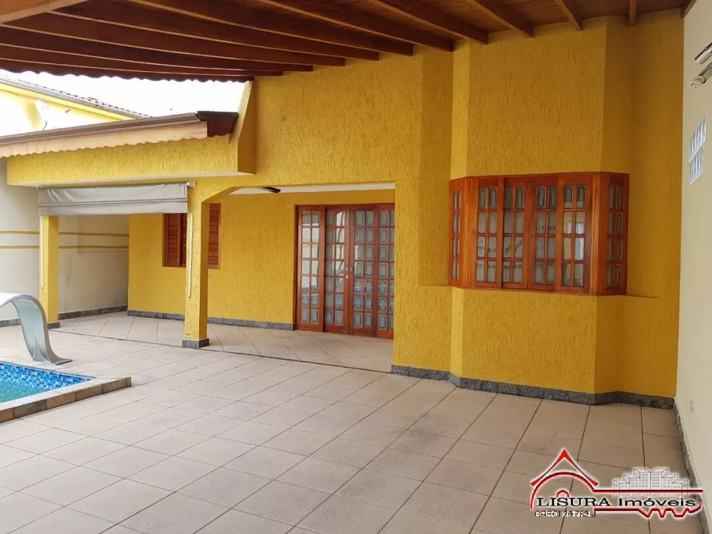 Casa à venda com 3 quartos, 175m² - Foto 2