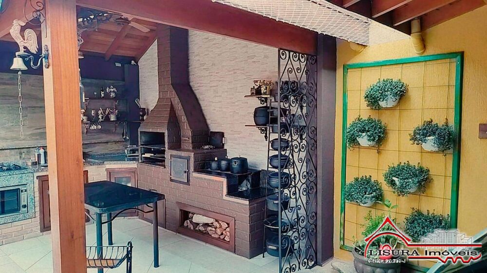 Casa à venda com 3 quartos, 200m² - Foto 4