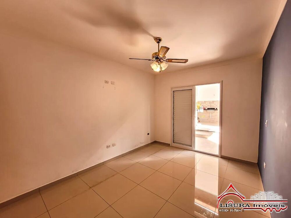 Casa à venda com 2 quartos, 90m² - Foto 5