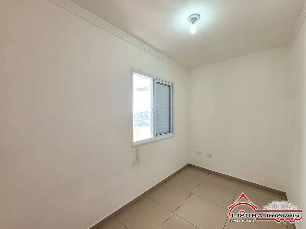 Casa à venda com 2 quartos, 90m² - Foto 3