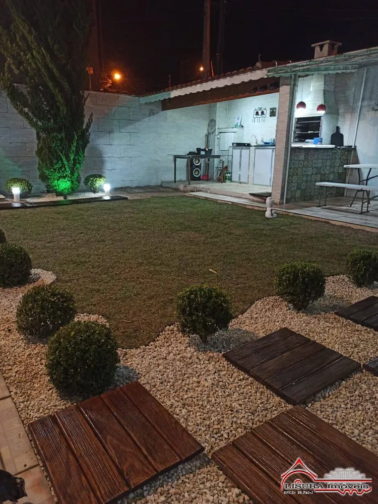 Casa, 3 quartos, 130 m² - Foto 2