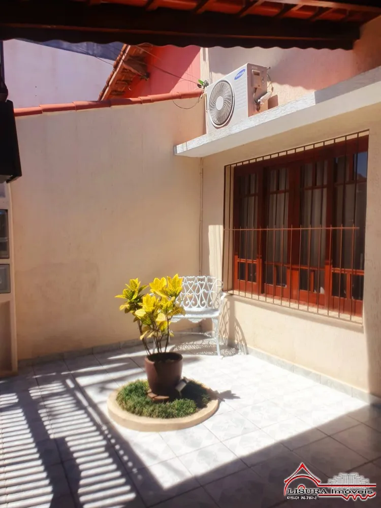 Casa, 3 quartos, 154 m² - Foto 1