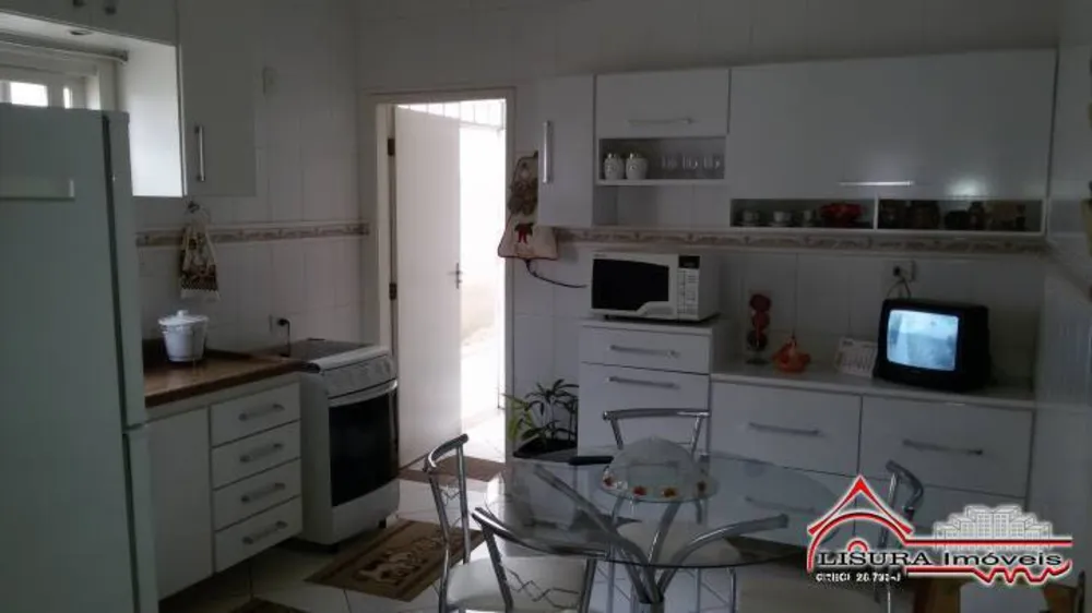 Casa, 3 quartos, 260 m² - Foto 3