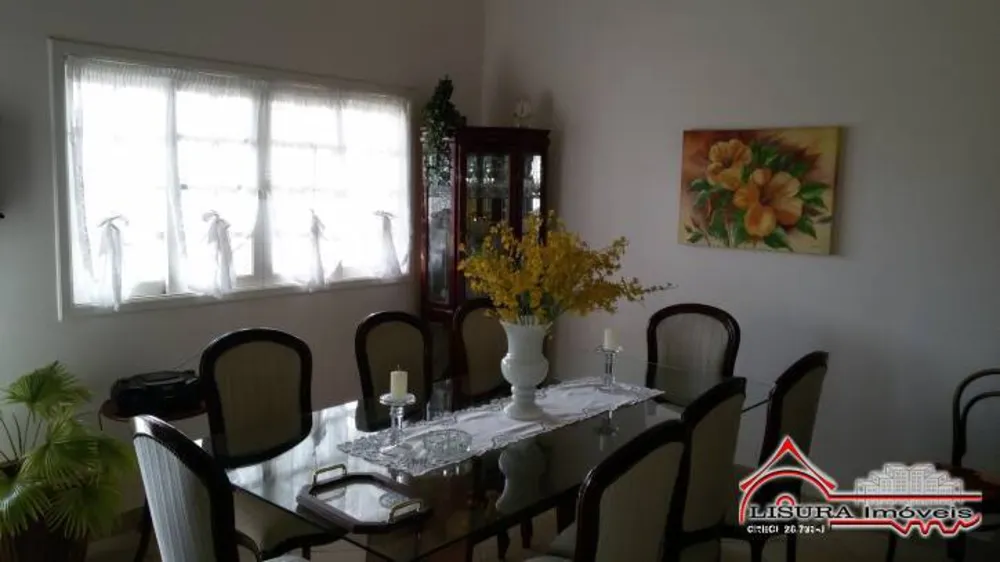 Casa, 3 quartos, 260 m² - Foto 1