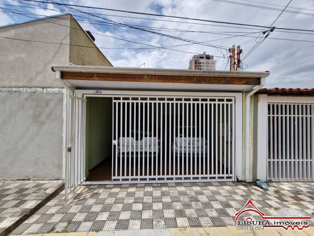 Casa à venda com 2 quartos, 120m² - Foto 1