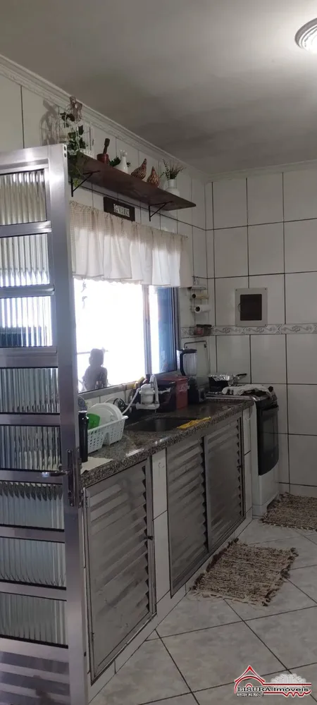 Casa, 3 quartos, 229 m² - Foto 1