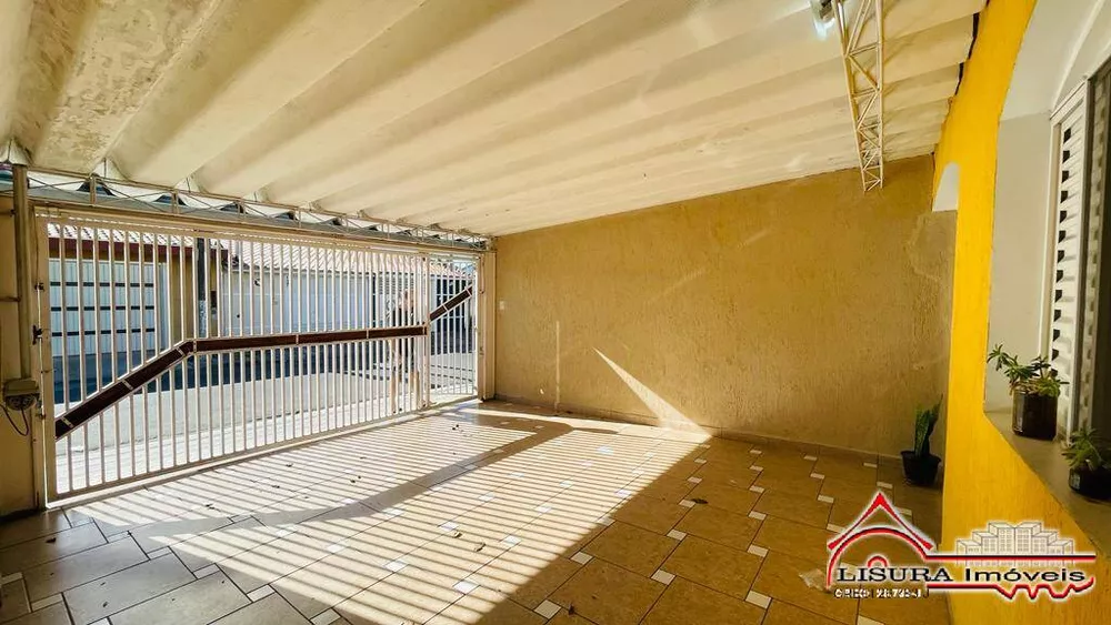 Casa à venda com 2 quartos, 120m² - Foto 4