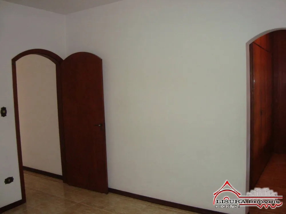 Casa, 4 quartos, 259 m² - Foto 2