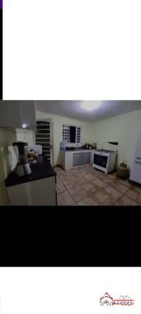 Casa à venda com 3 quartos, 192m² - Foto 4