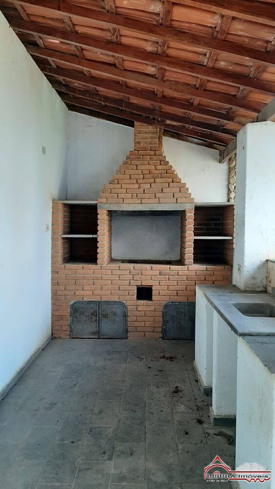 Casa à venda com 3 quartos, 220m² - Foto 27
