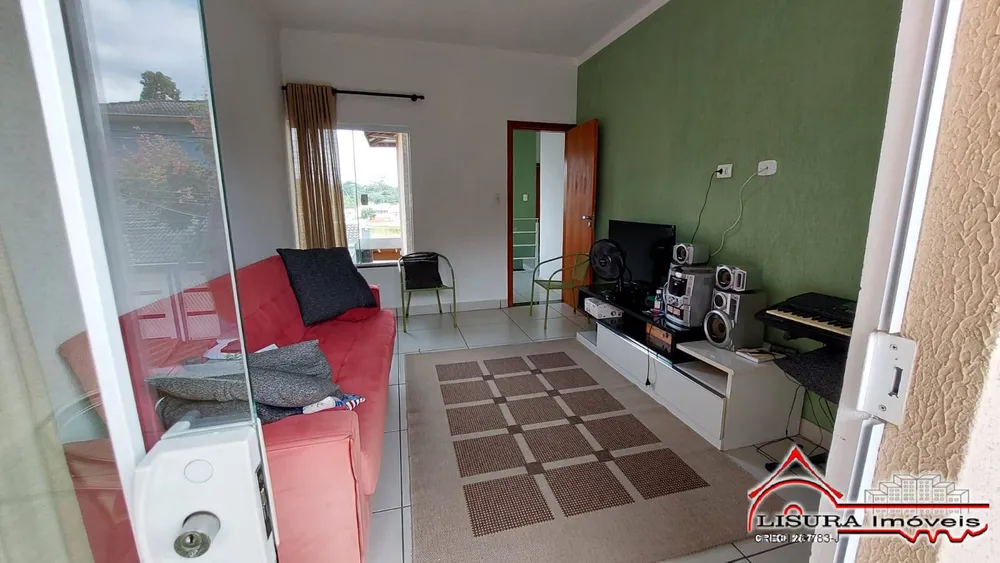 Casa, 3 quartos, 210 m² - Foto 2