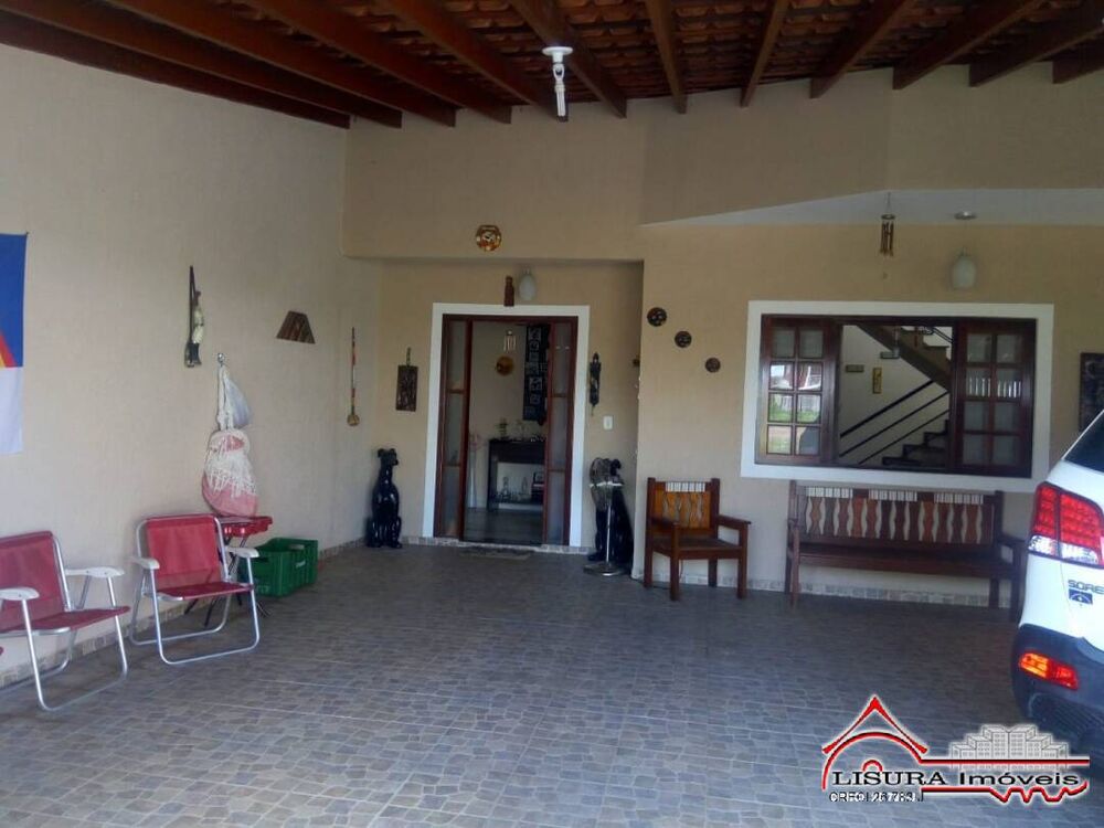 Casa, 3 quartos, 180 m² - Foto 2