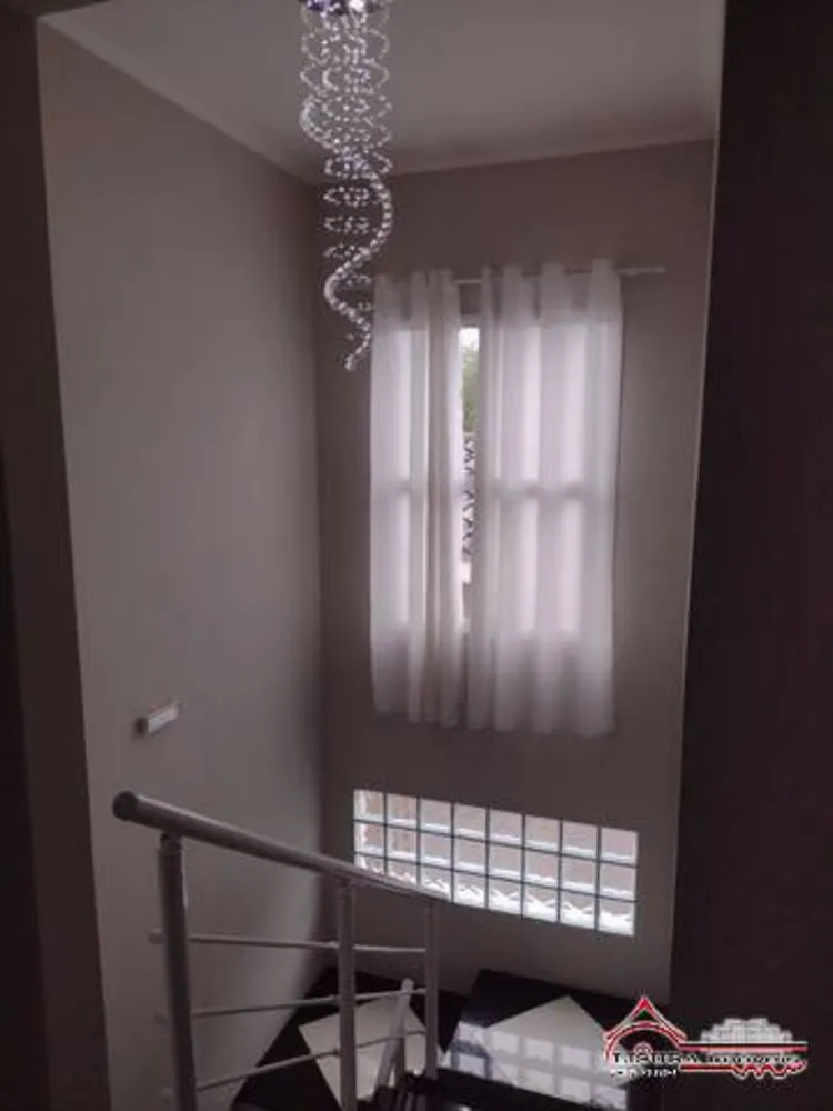 Casa, 4 quartos, 270 m² - Foto 4