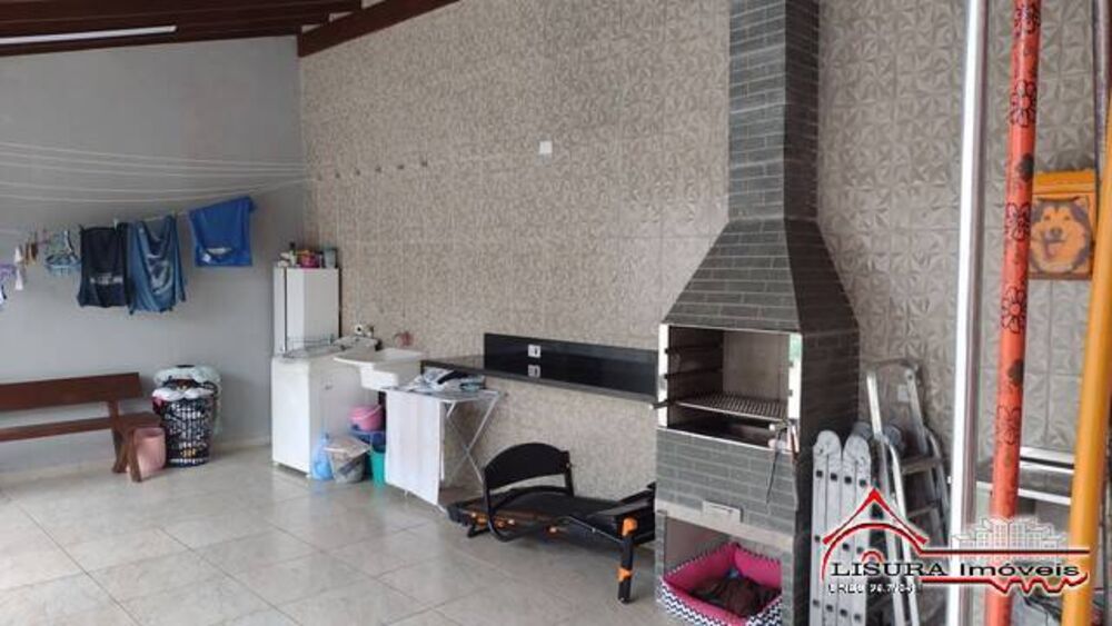 Casa, 4 quartos, 270 m² - Foto 1