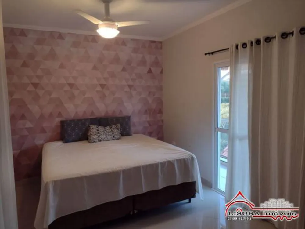 Casa, 4 quartos, 270 m² - Foto 3