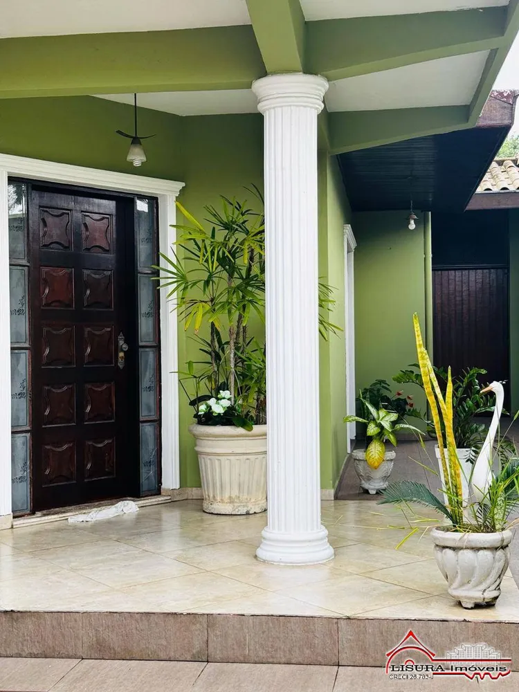 Casa, 4 quartos, 260 m² - Foto 1