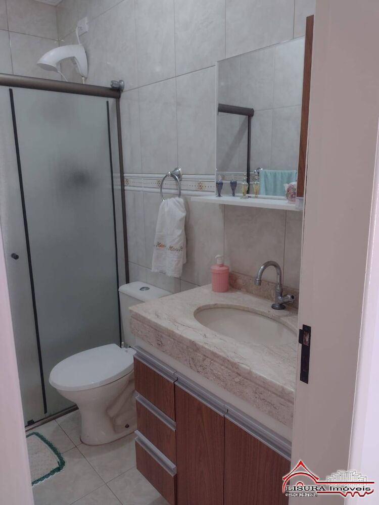 Casa à venda com 3 quartos, 180m² - Foto 25